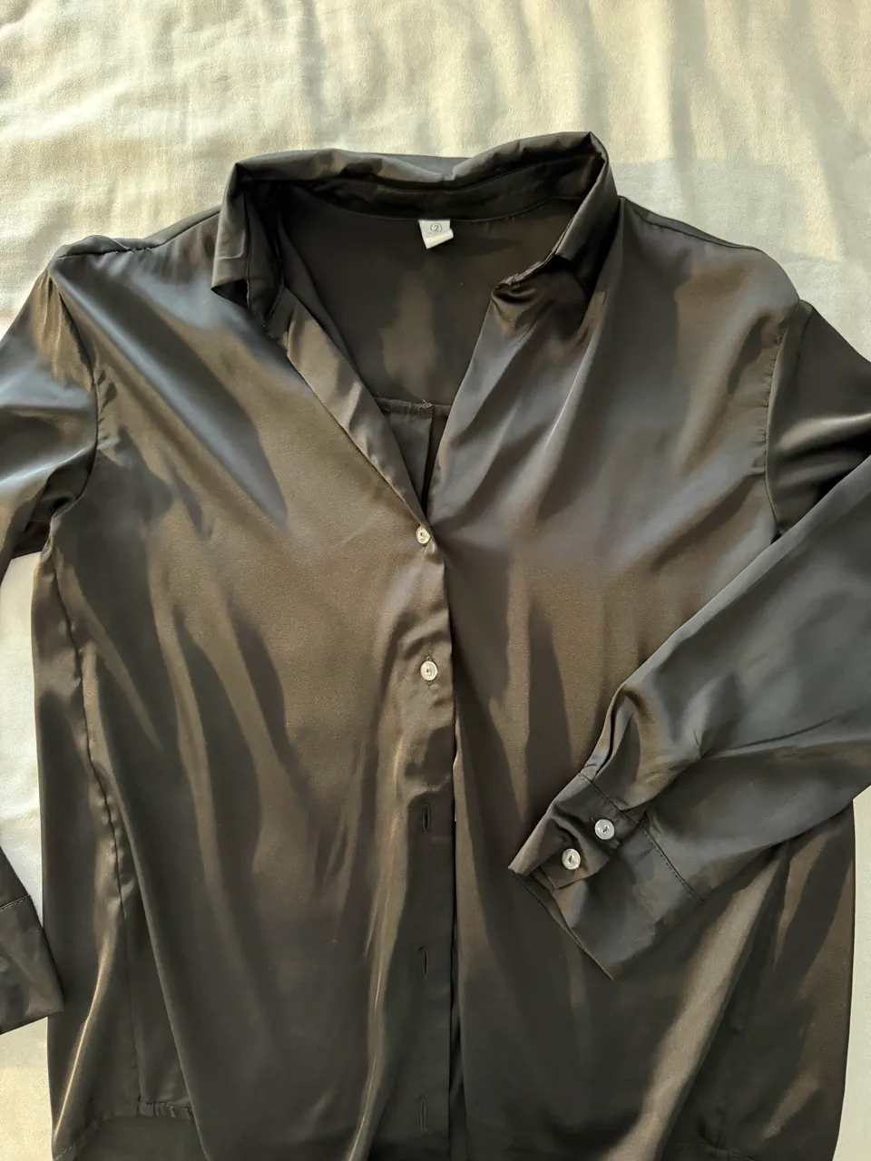 Blusa Flores, avellaneda - imagen 1