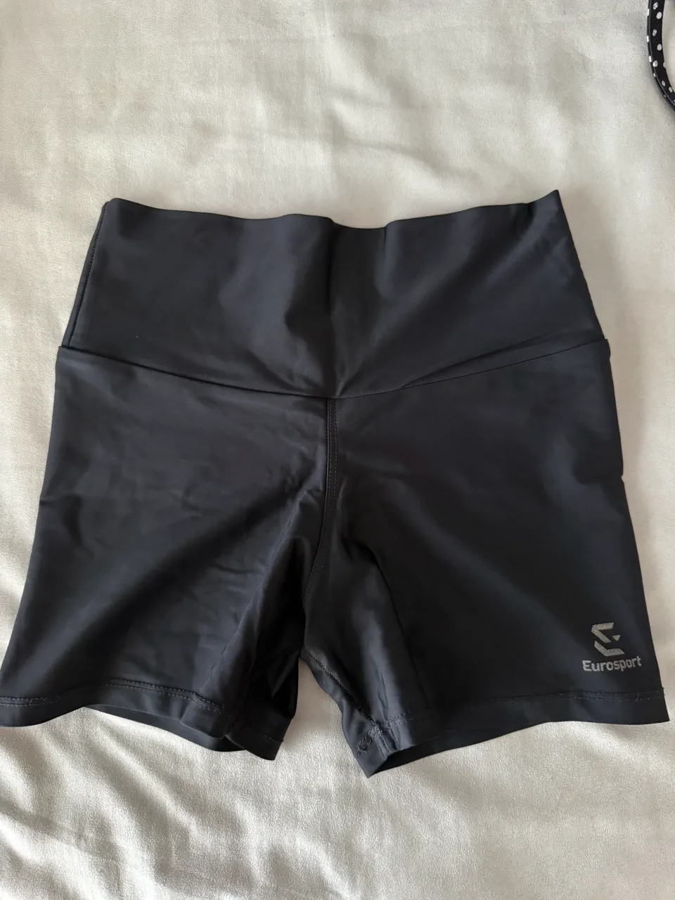 Short Eurosport · Talle M