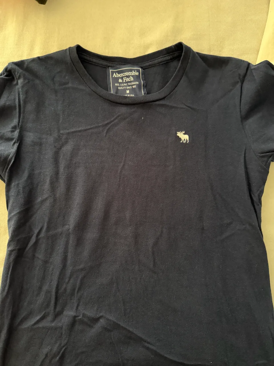 Abercrombie & Fitch · Talle M