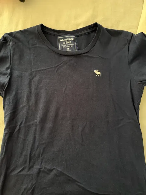 Abercrombie & Fitch · Talle M