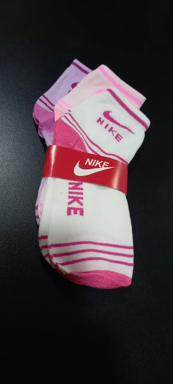 Nike · Talle AR 42