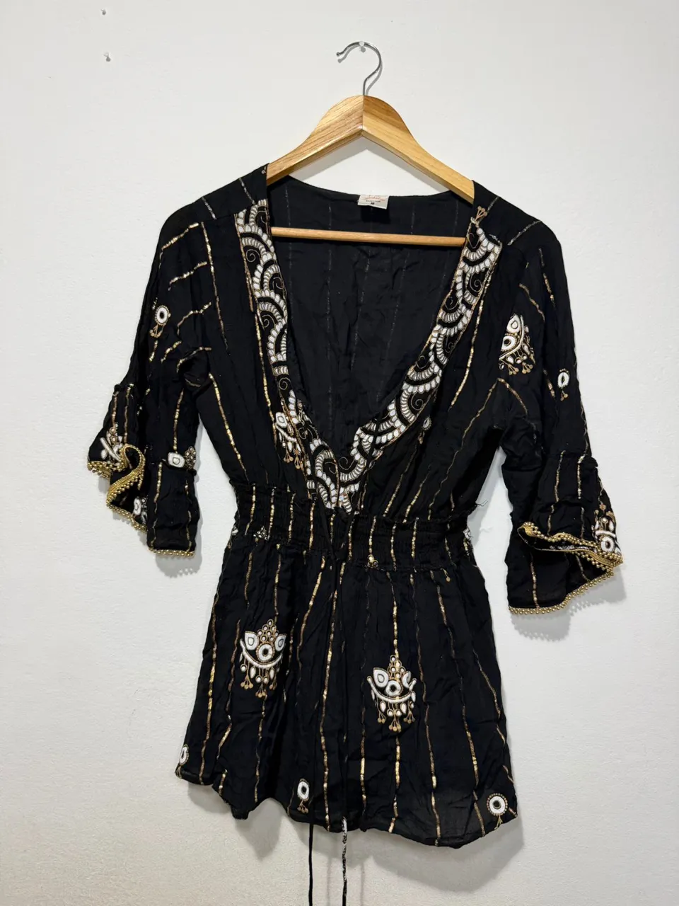 Blusa A ≠ · Talle XS