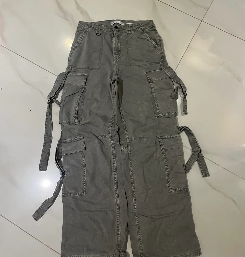 Pantalón Bershka - imagen 1