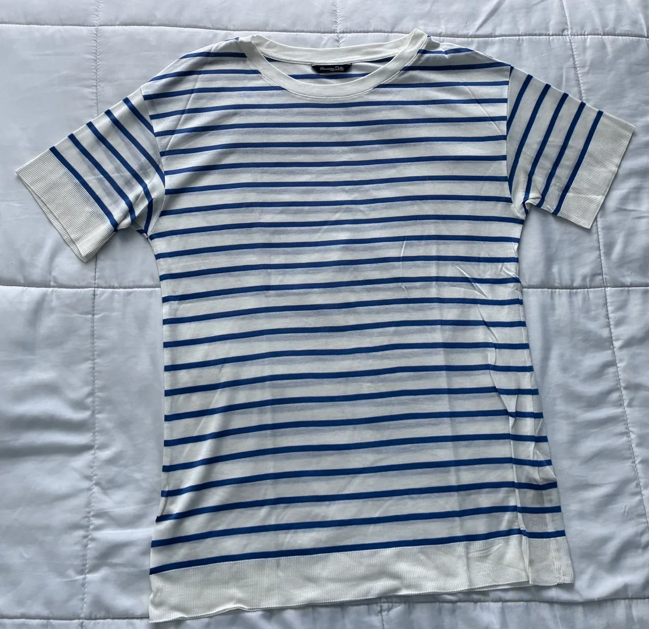 Remera Massimo Dutti · Talle L