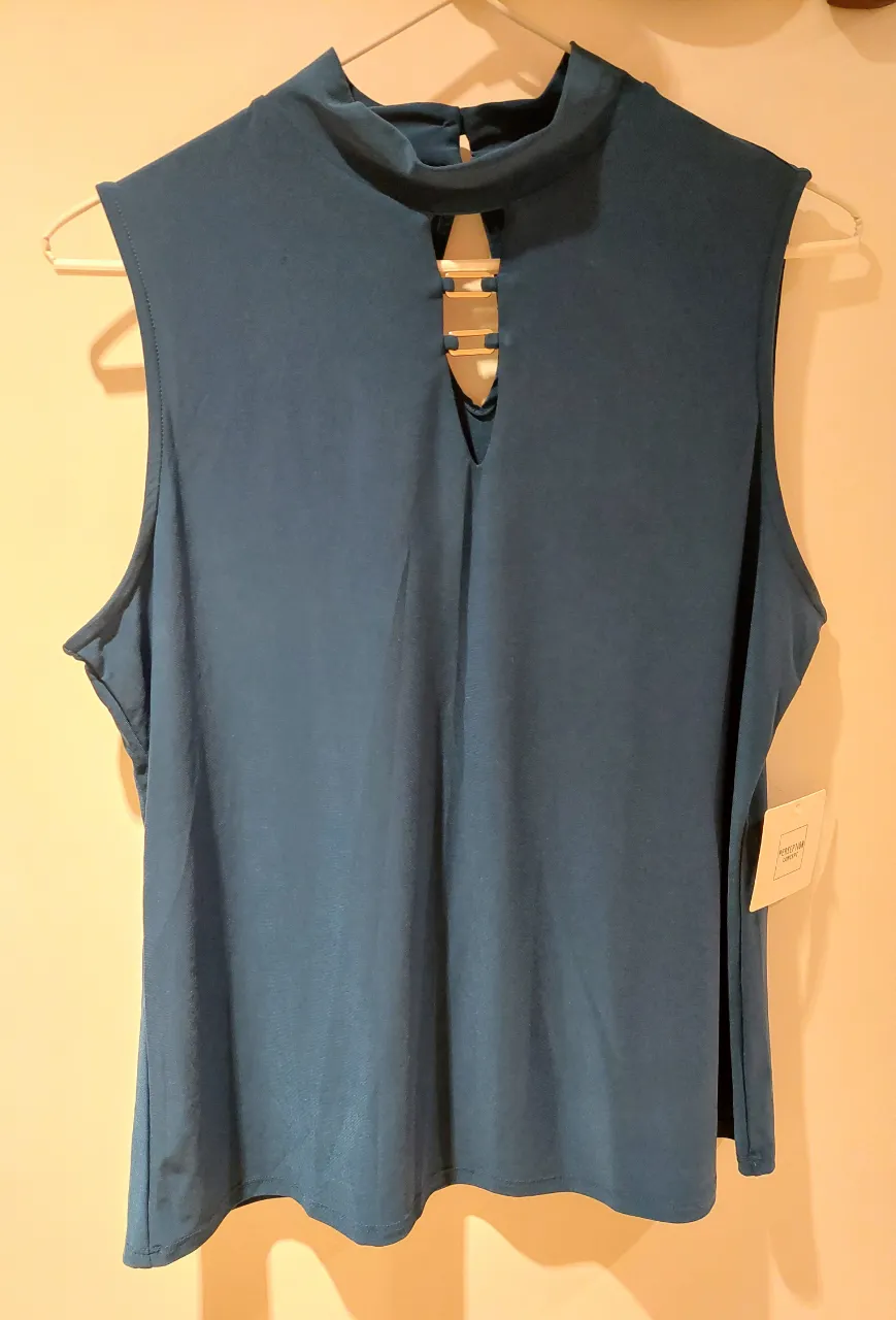 Musculosa Percepción concept · Talle L