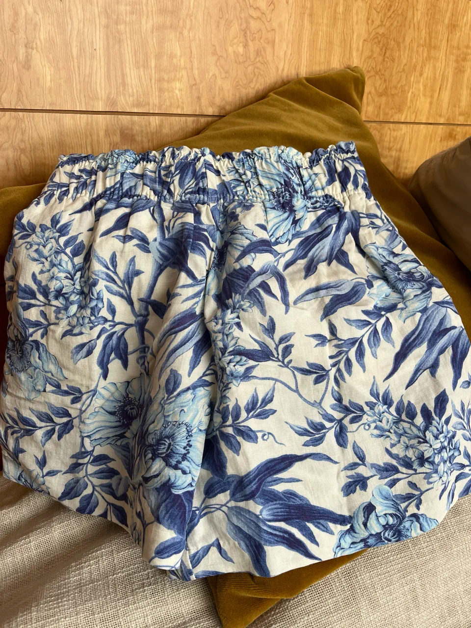Short Hym - imagen 1