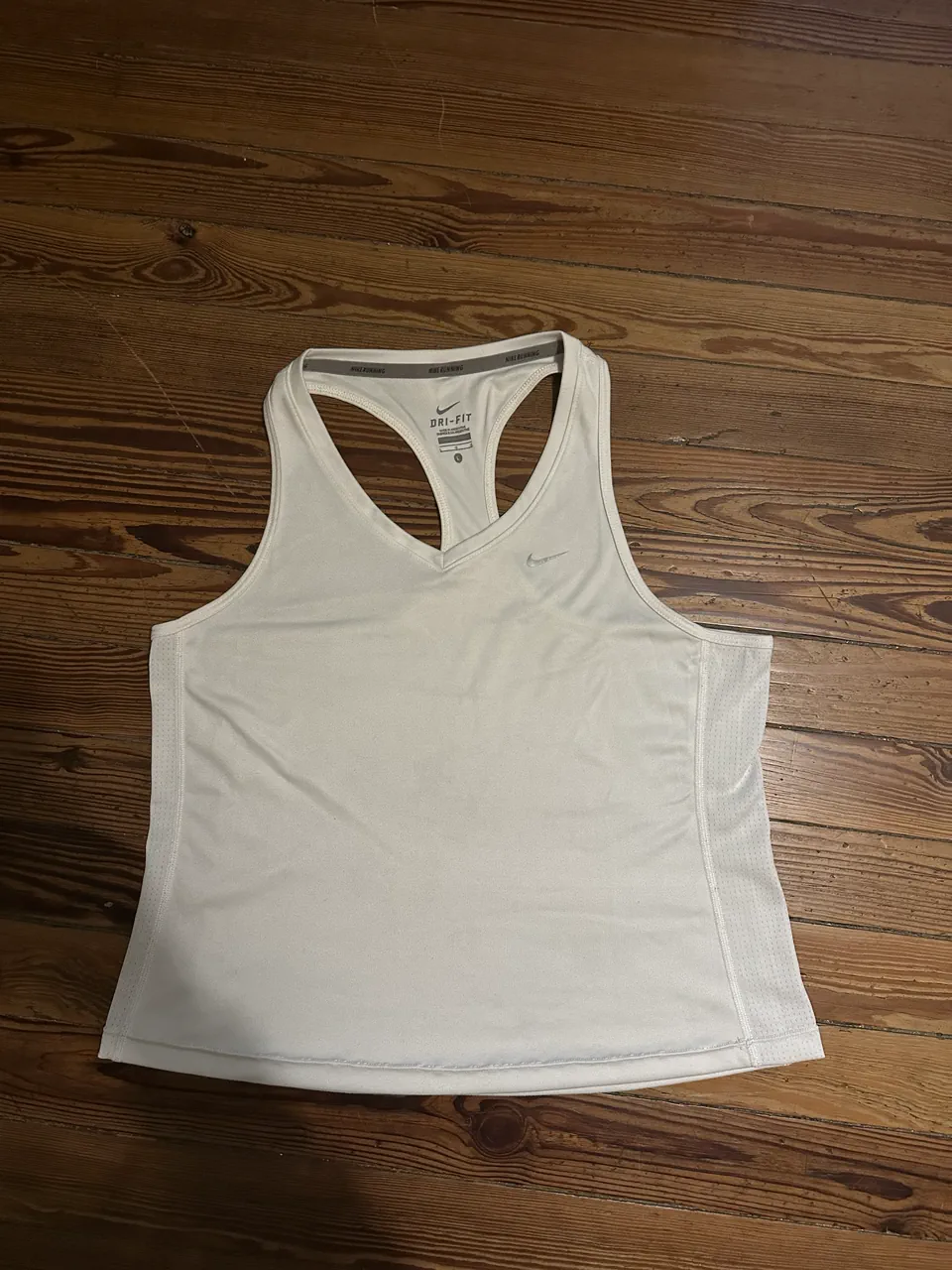 Musculosa Nike · Talle L