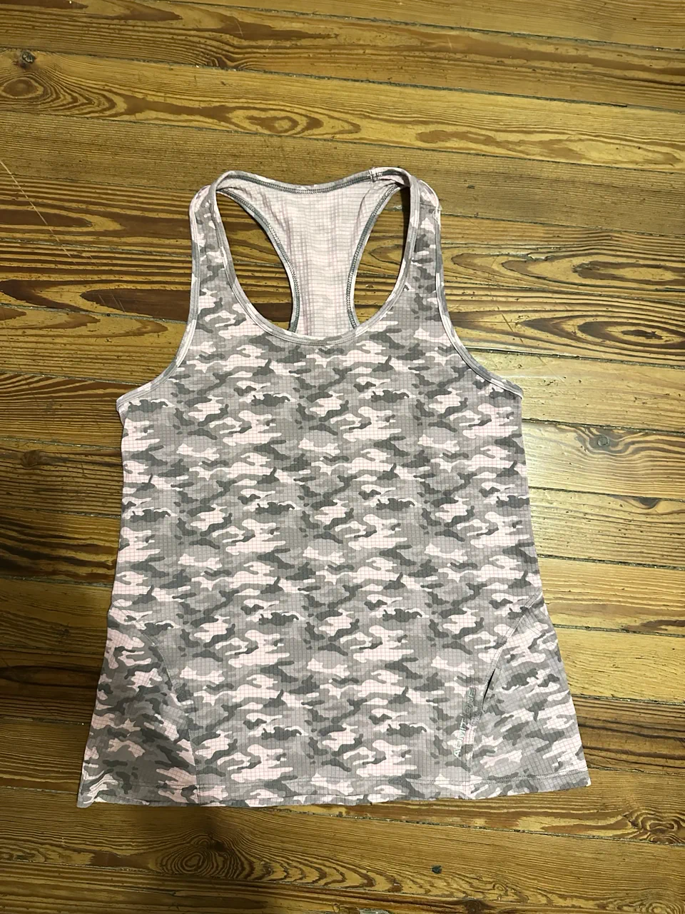 Musculosa Admit One - imagen 1
