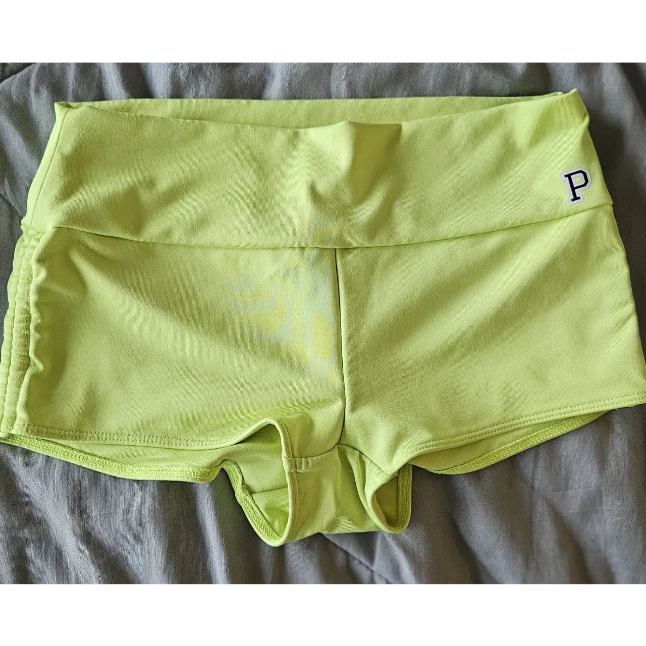Short Pink by victoria secret - imagen 1