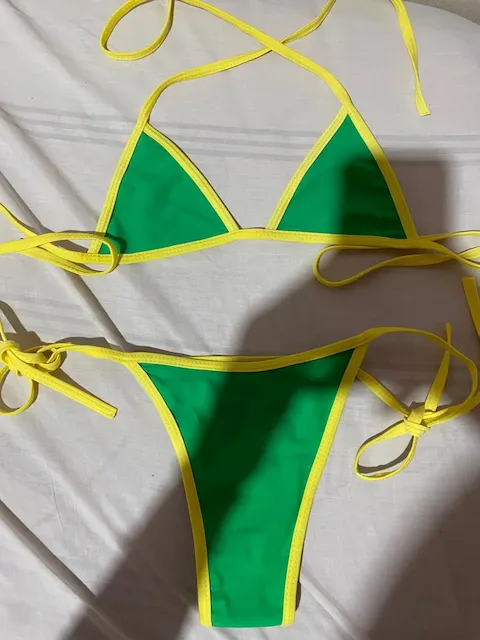 Mía bikinis · Talle 2