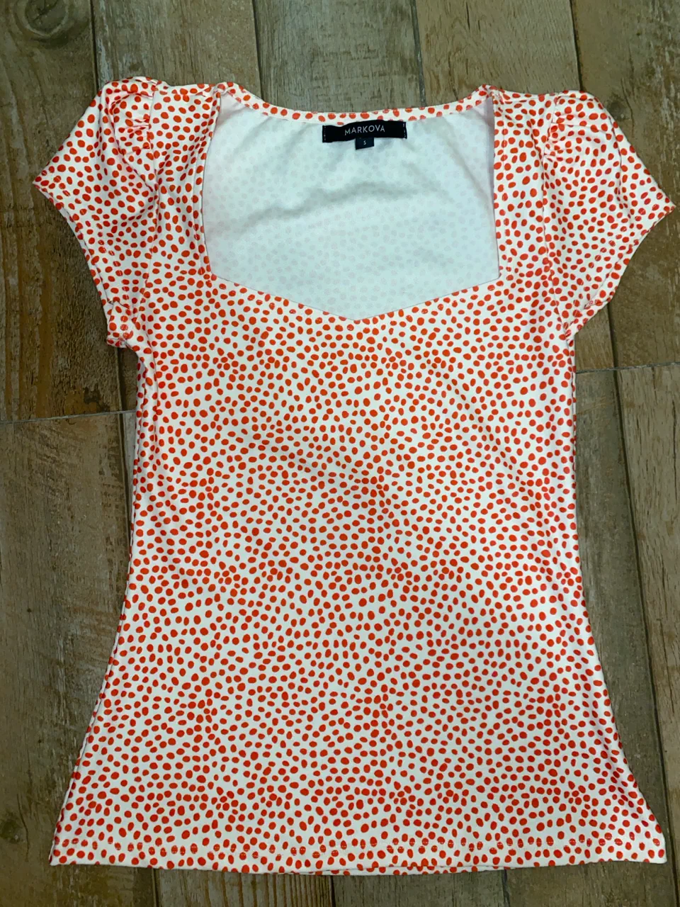 Remera Markova · Talle S