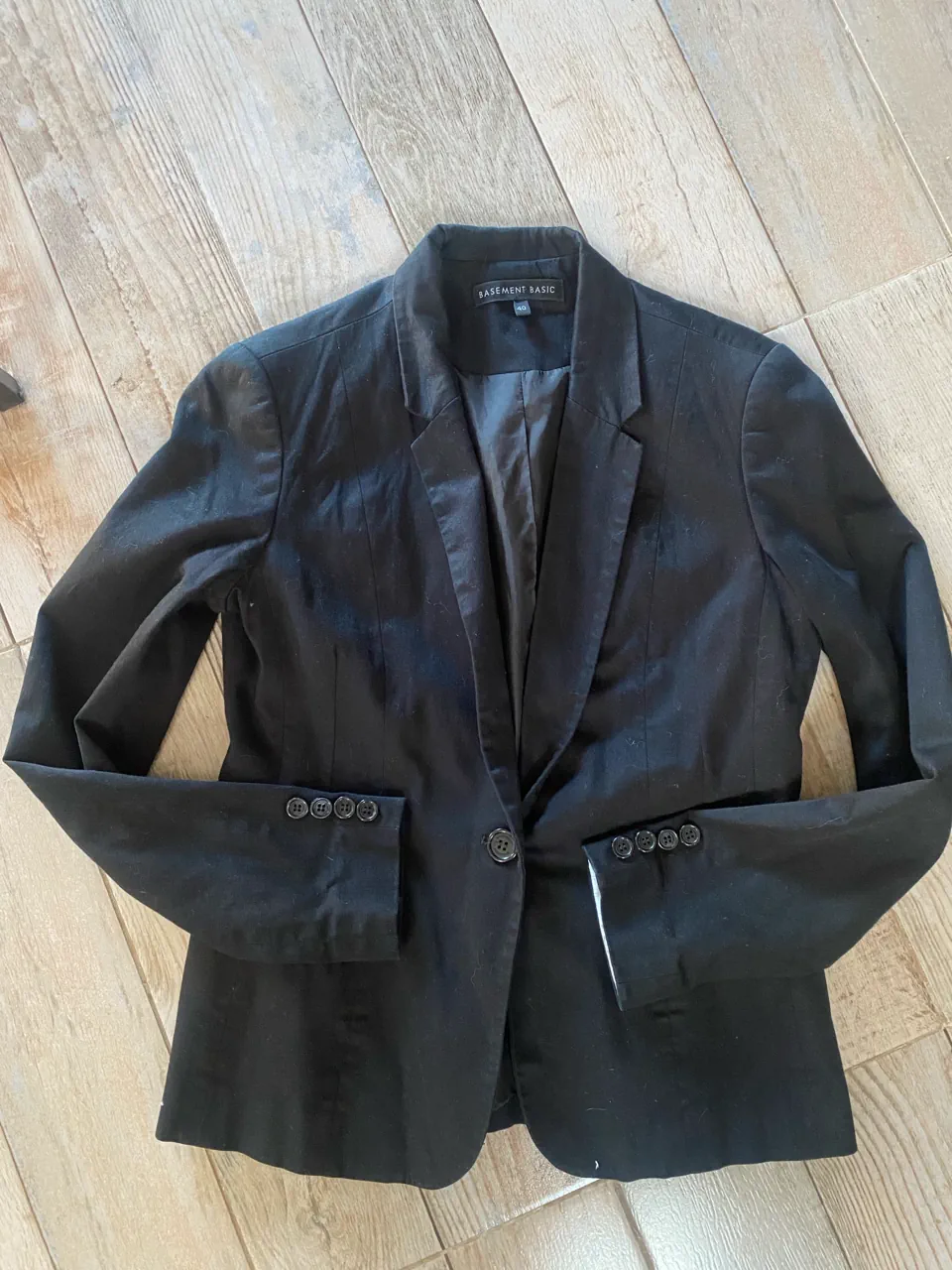 Blazer Basement - imagen 1