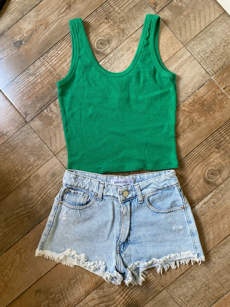Short Isostasia - imagen 1