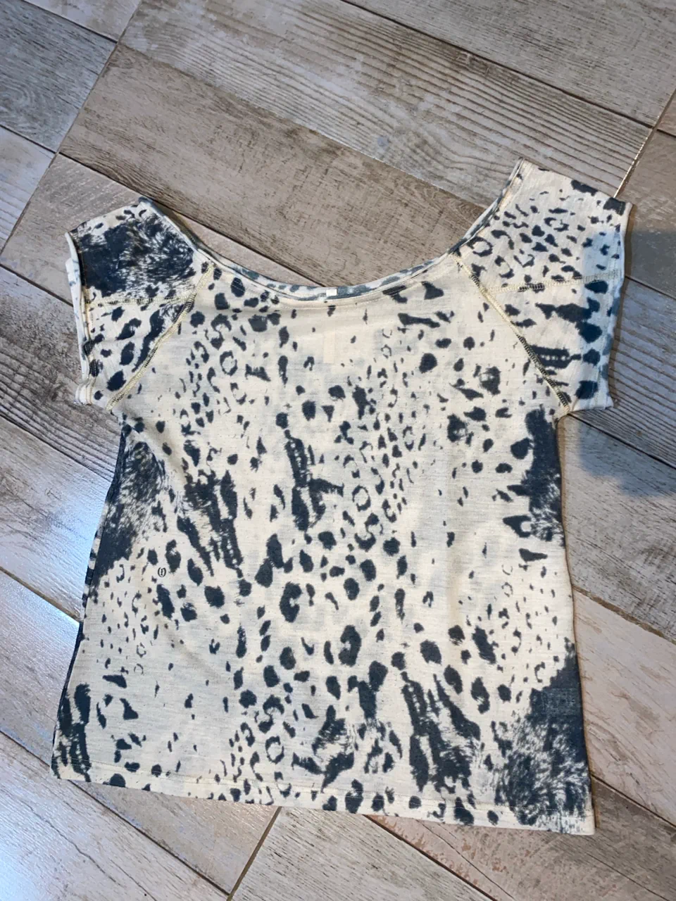 Remera Ossira - imagen 1