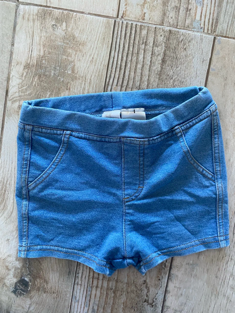 H&M · Talle 18–24 meses / 86 cm