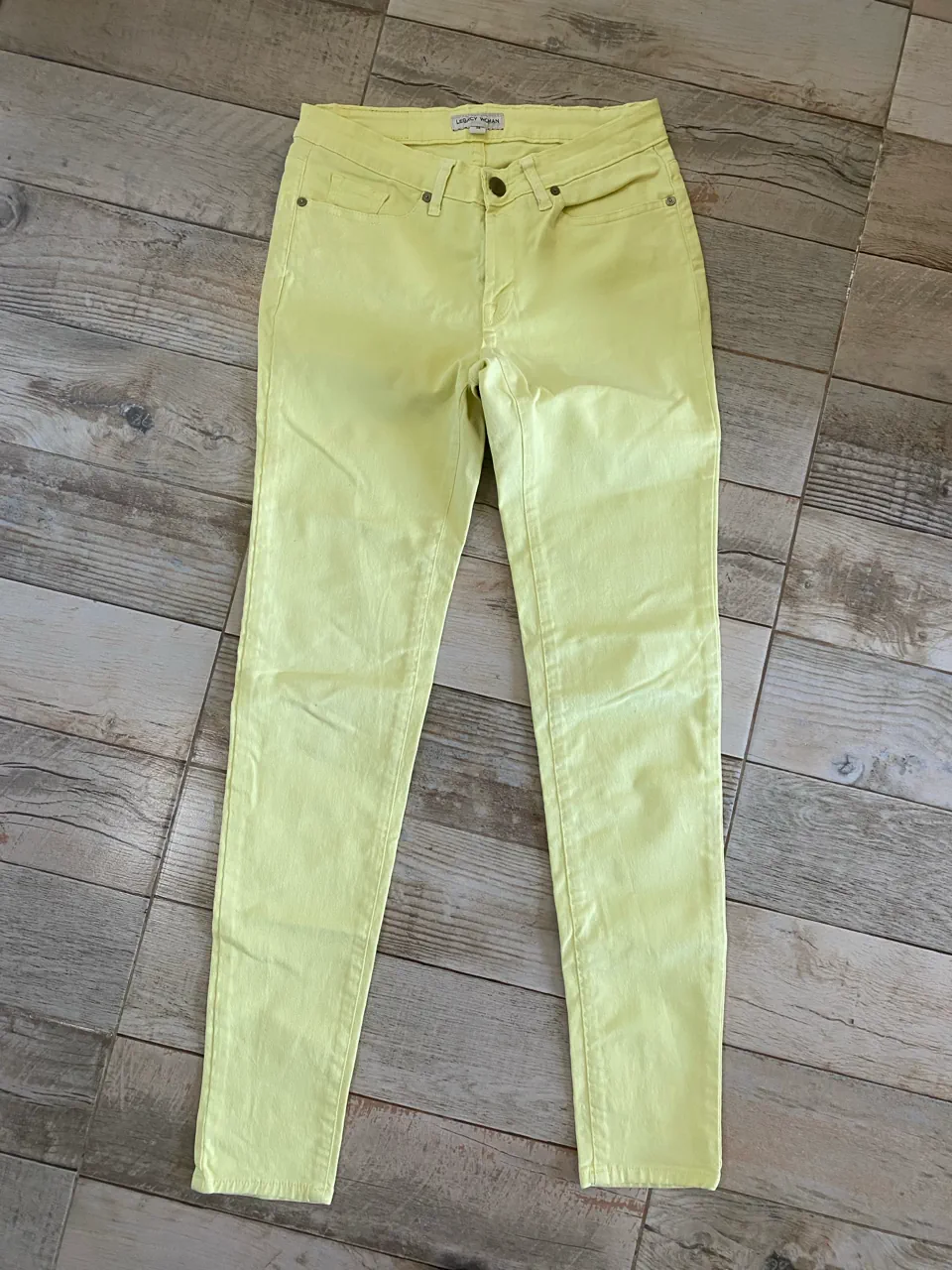 Jean Legacy woman - imagen 1