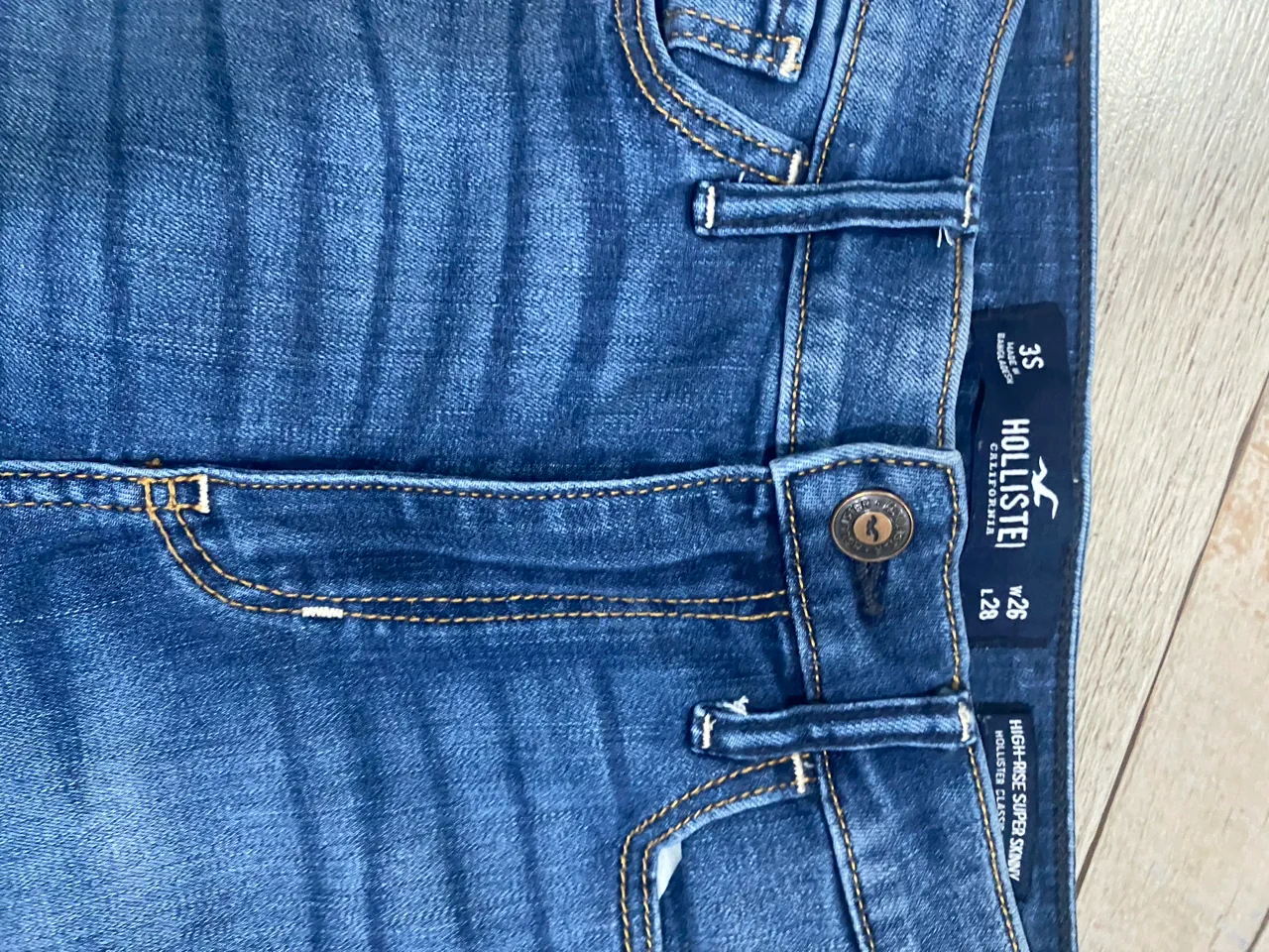 Hollister · Talle EU 34