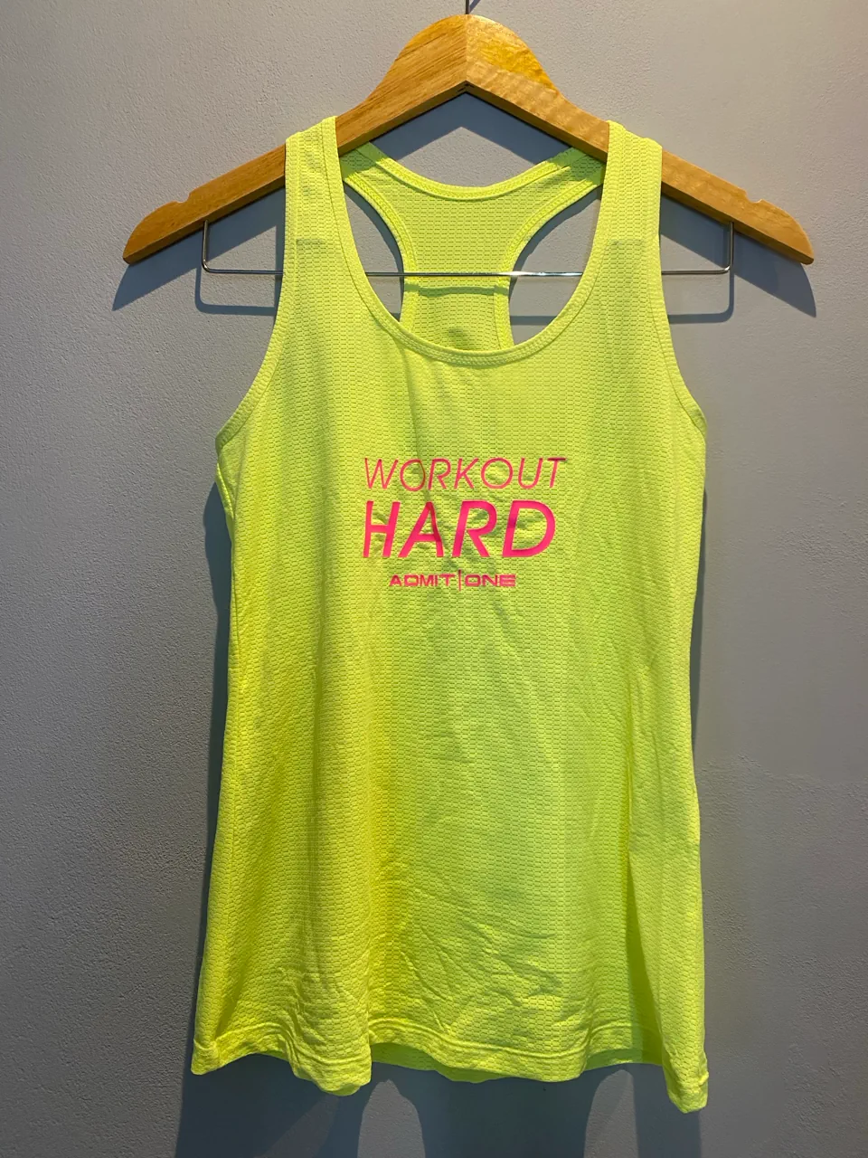 Musculosa Admit One - imagen 1
