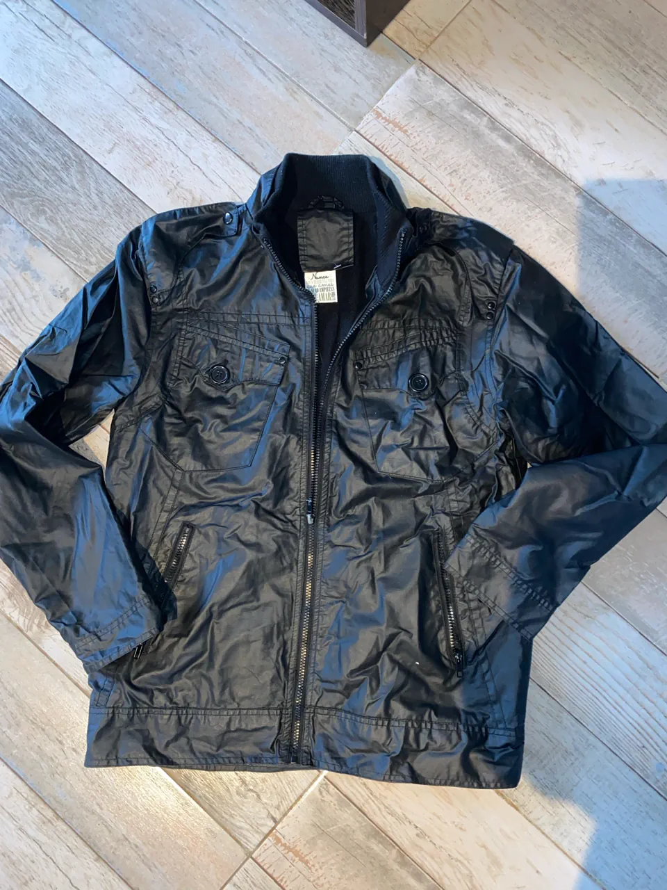 Campera Sin - imagen 1