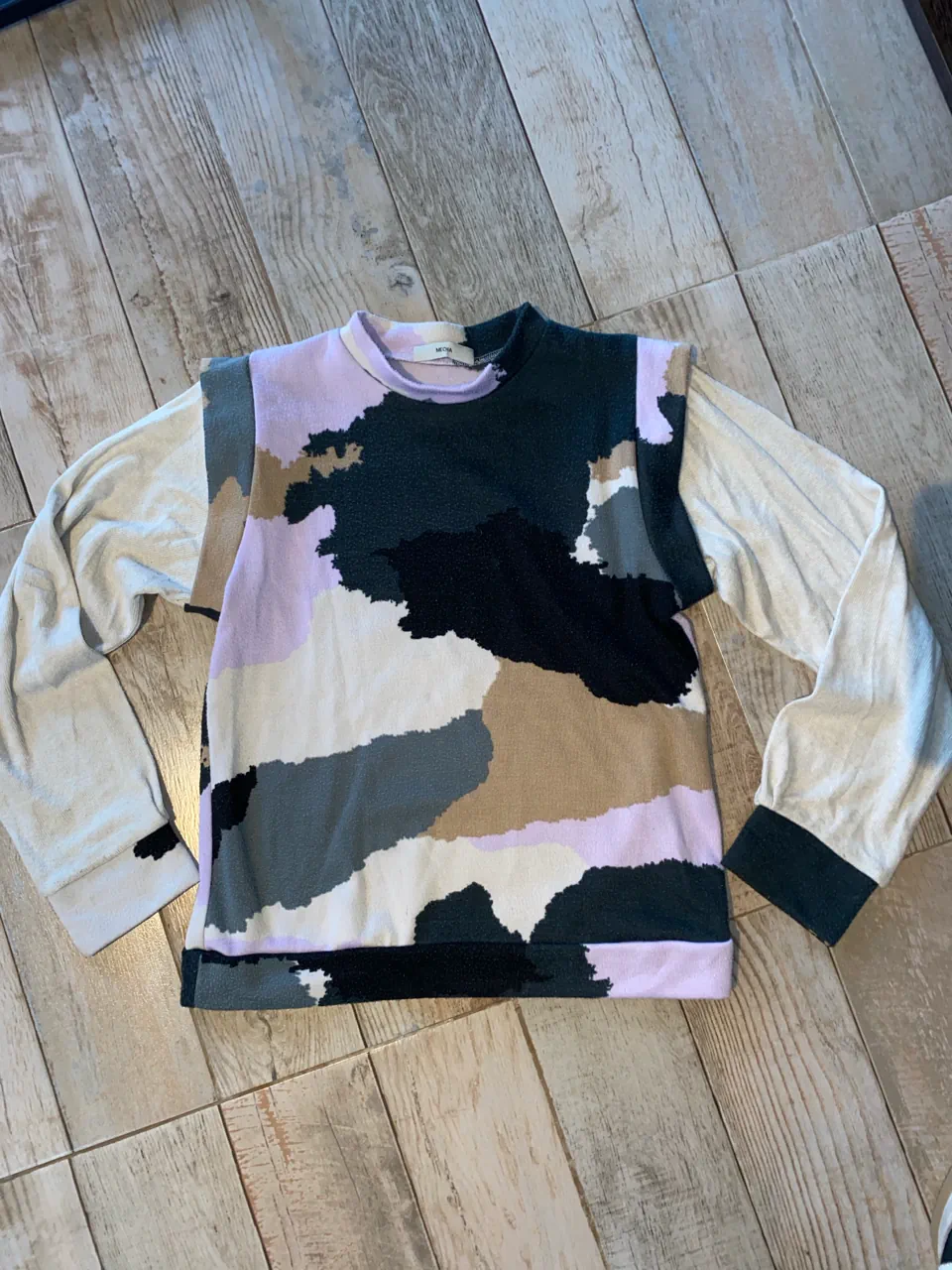 Remera Mecha · Talle S