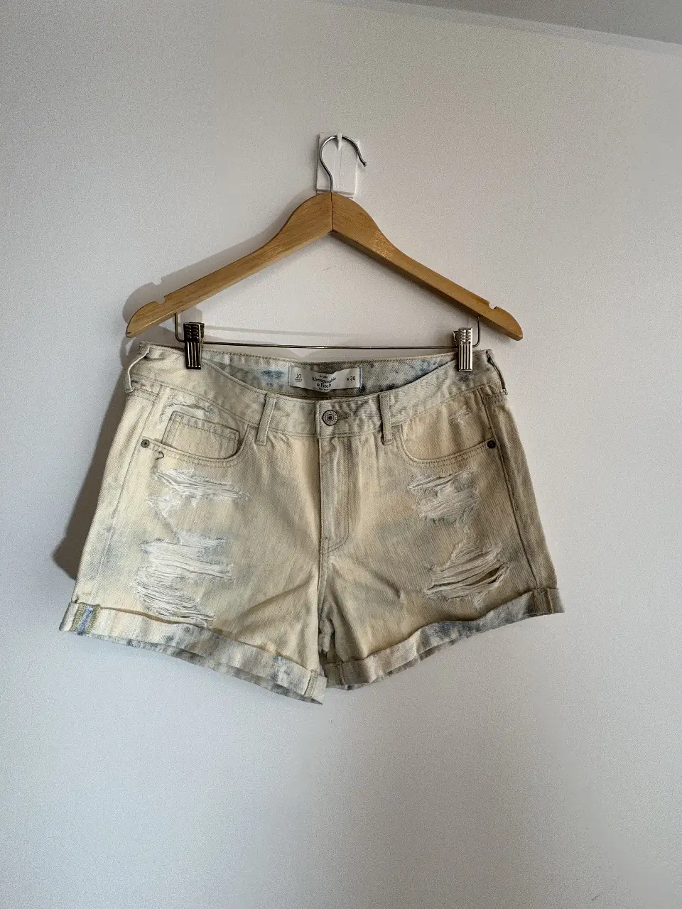 Short Abercrombie & Fitch · Talle US 30