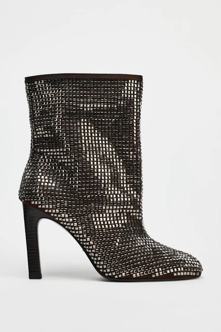 Zara · Talle EU 39