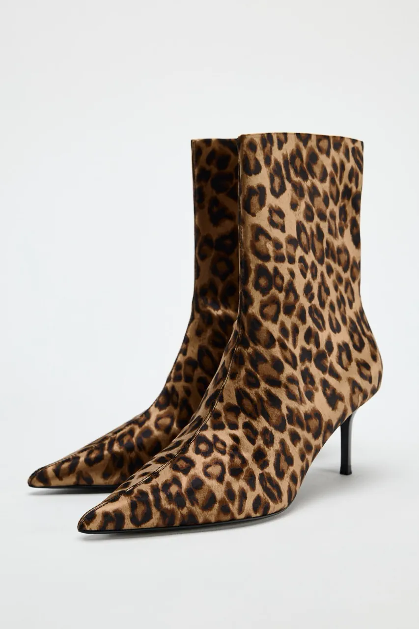 Zara · Talle EU 39