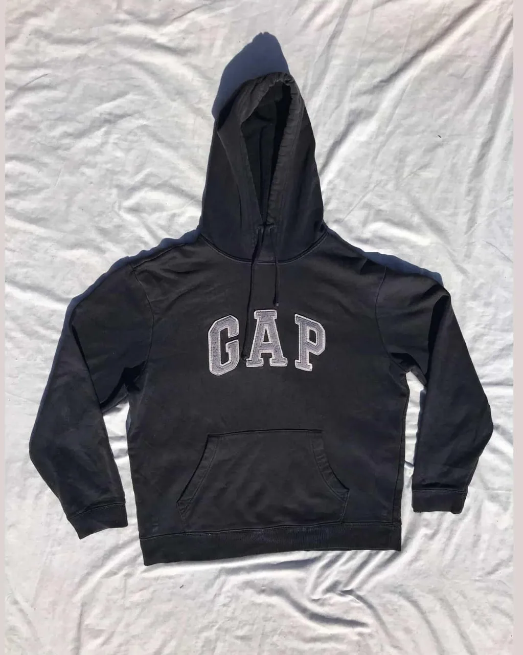 Buzo GAP - imagen 1