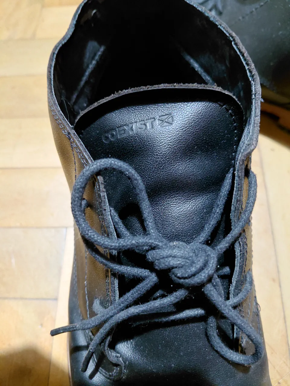 COEXIST · Talle AR 41