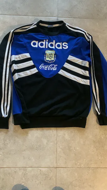adidas · Talle M