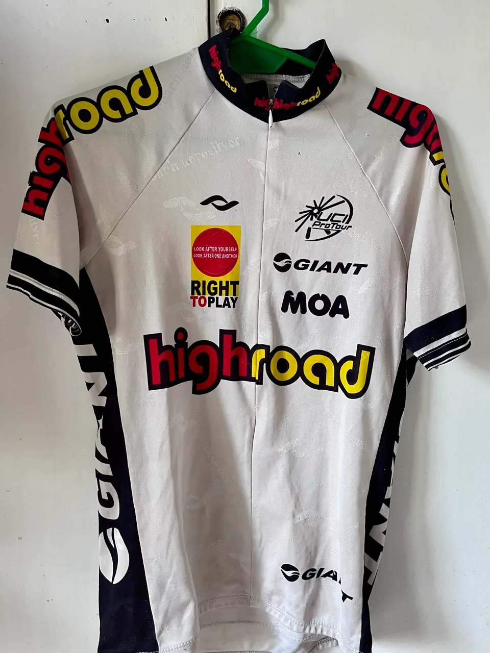 Remera Giant · Talle M