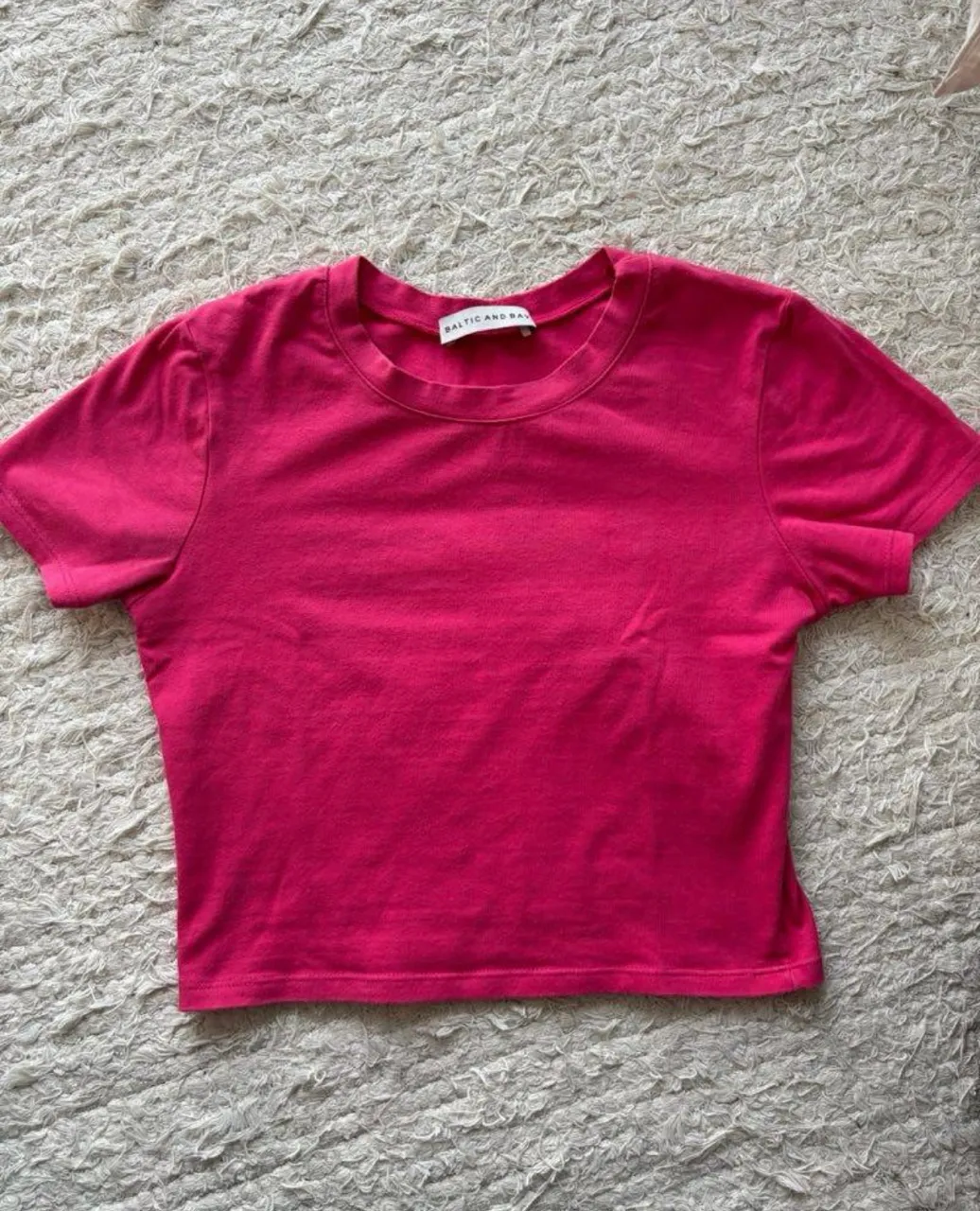 Remera A ≠ - imagen 1