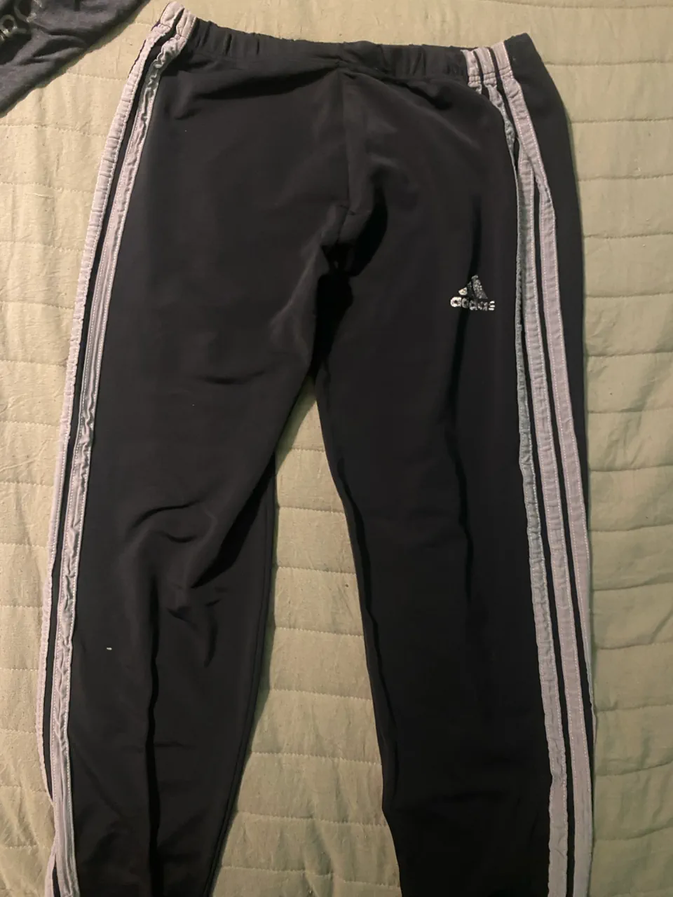adidas · Talle L