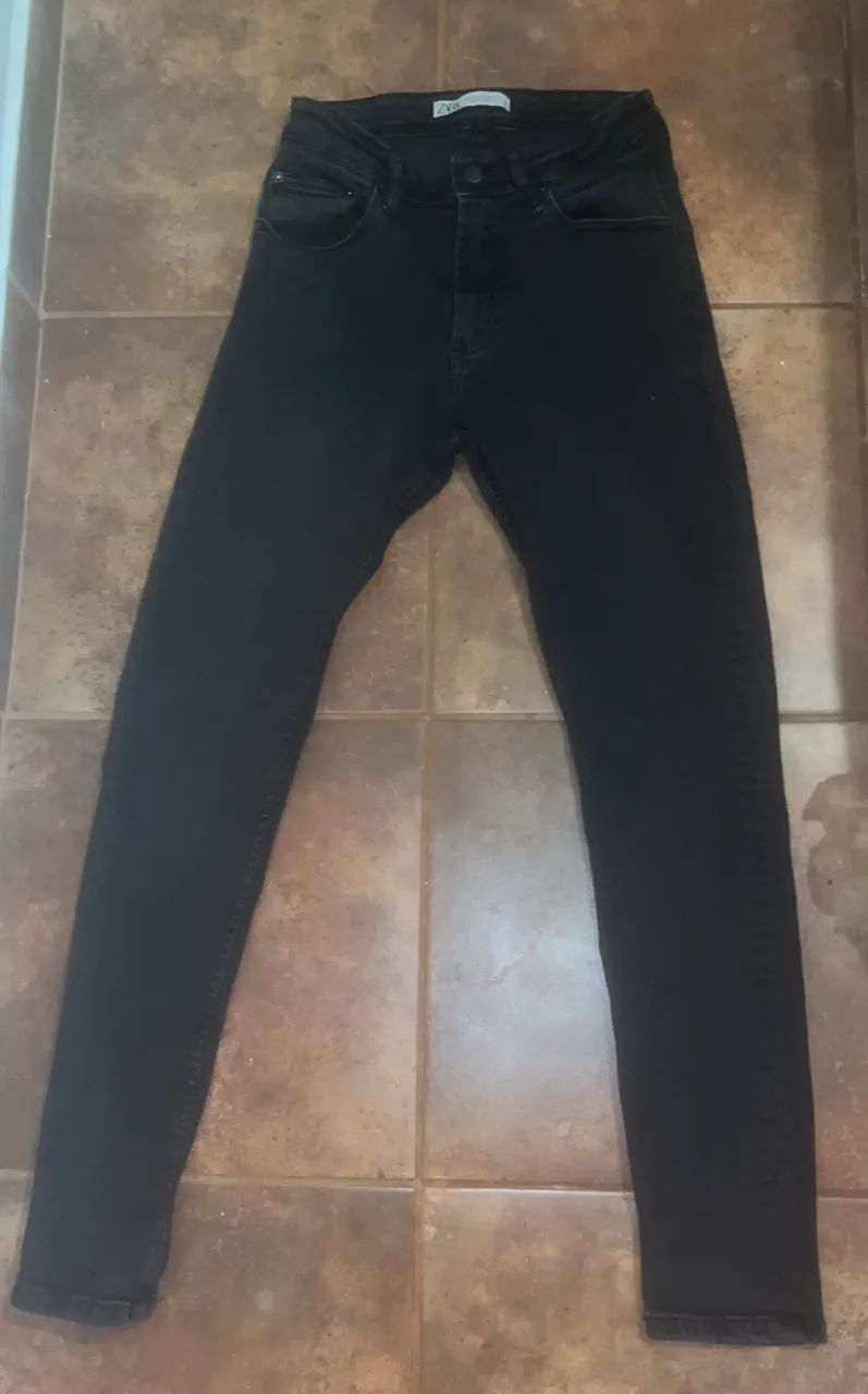 Zara · Talle US 32