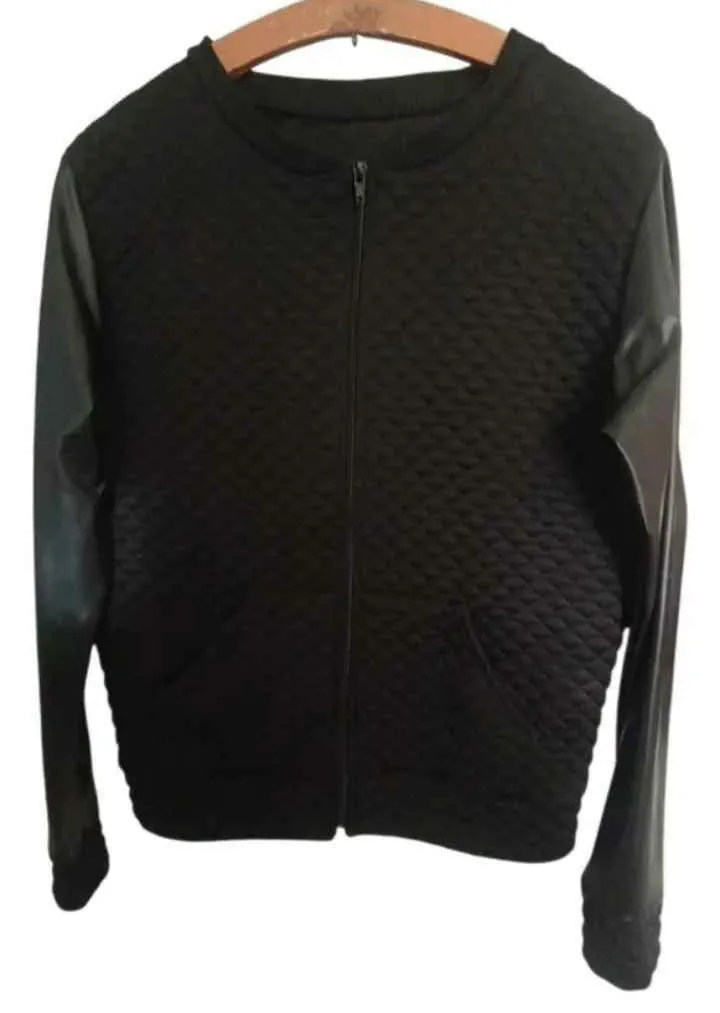 Campera Sin marca · Talle L