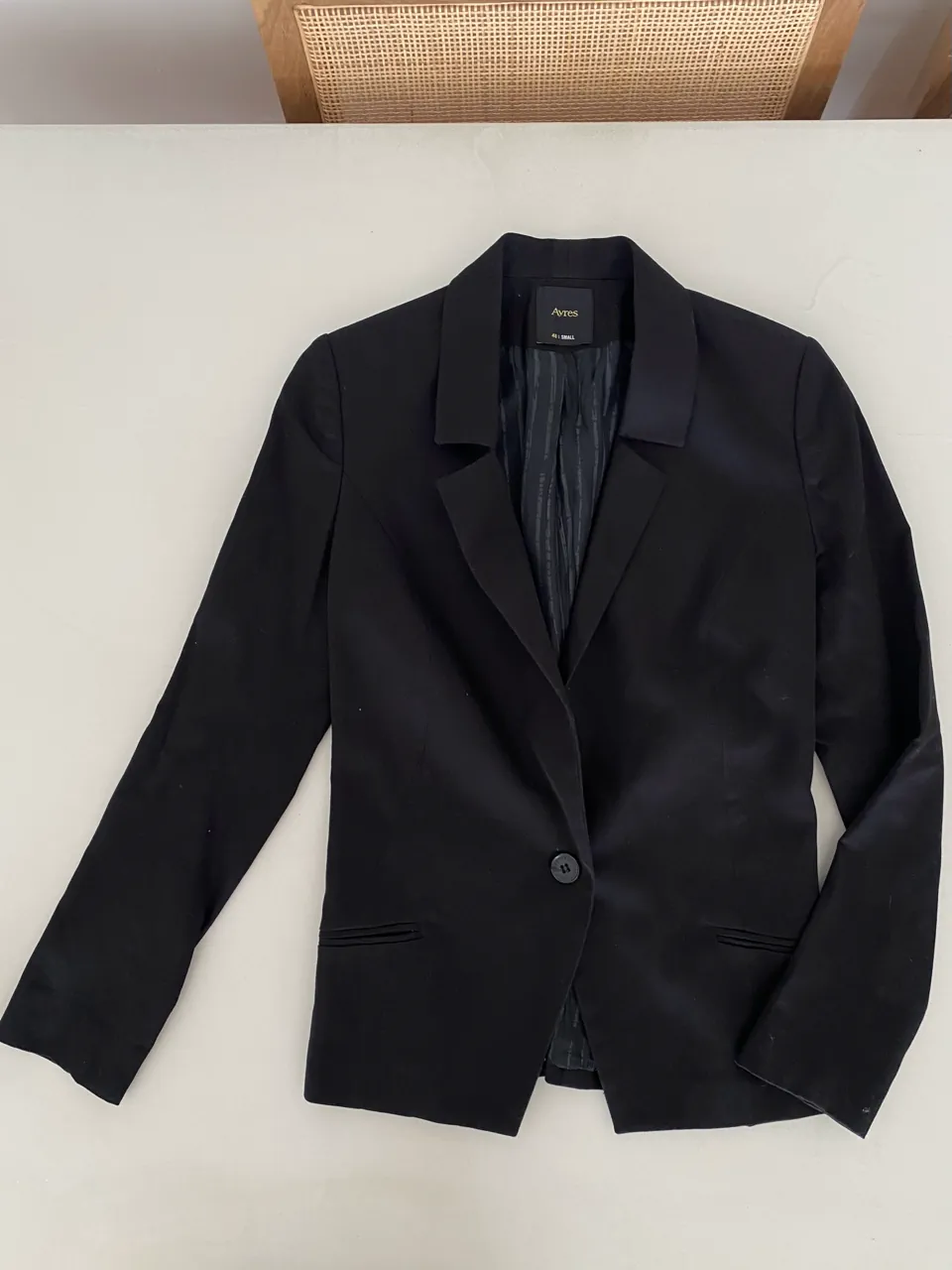 Blazer Ayres - imagen 1