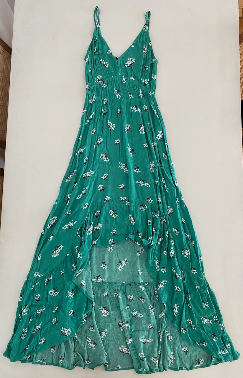 Vestido Stradivarius · Talle S