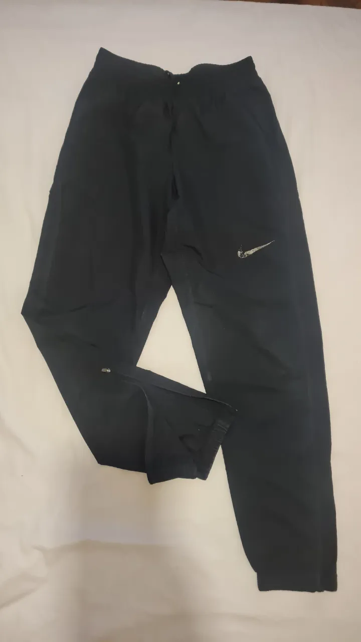 Pantalón Nike - imagen 1