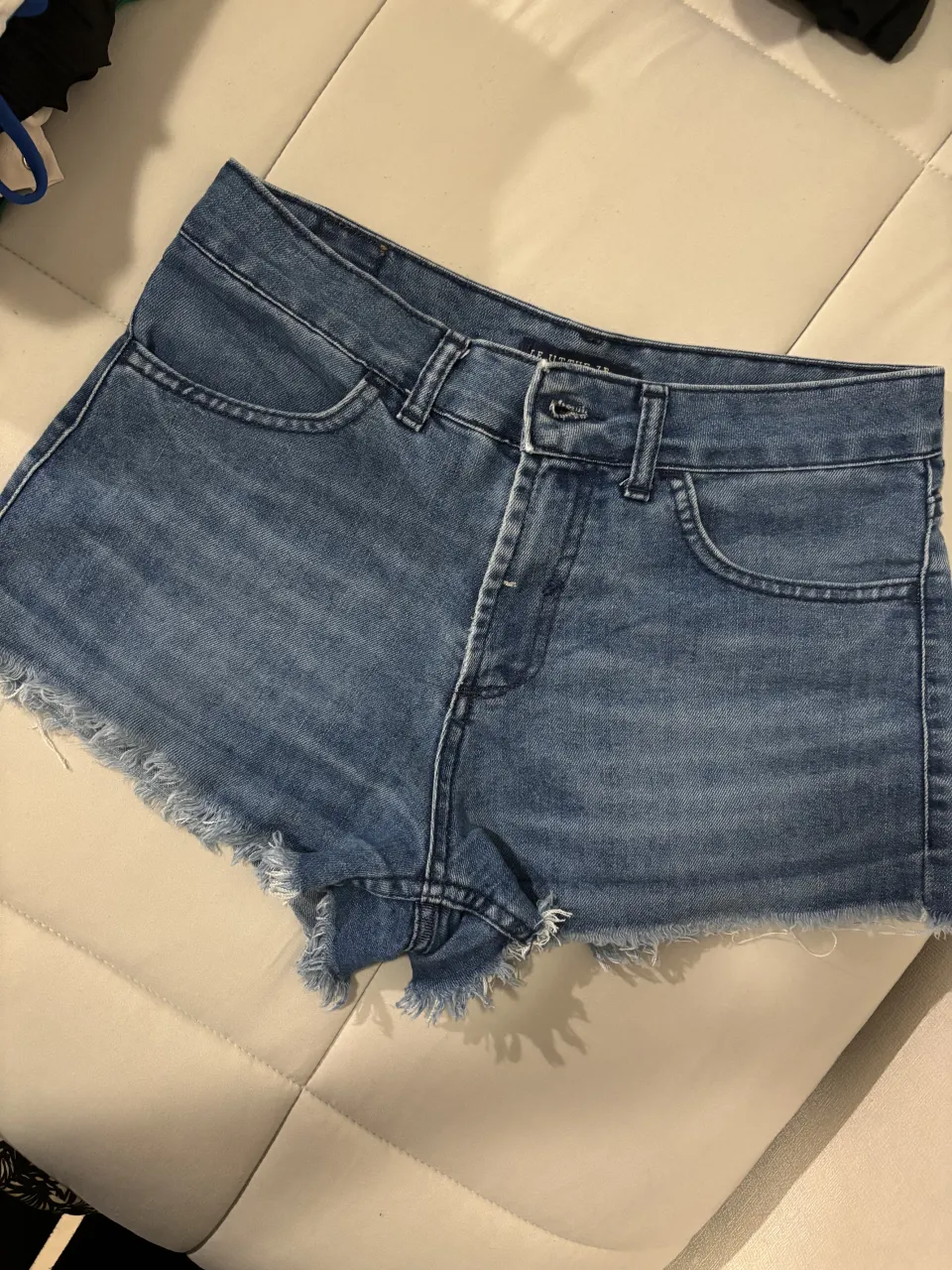 Short Leutthe - imagen 1