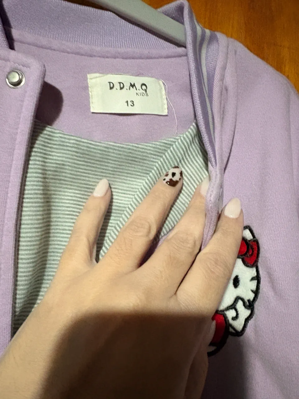 Campera bomber Hello Kitty - imagen 4