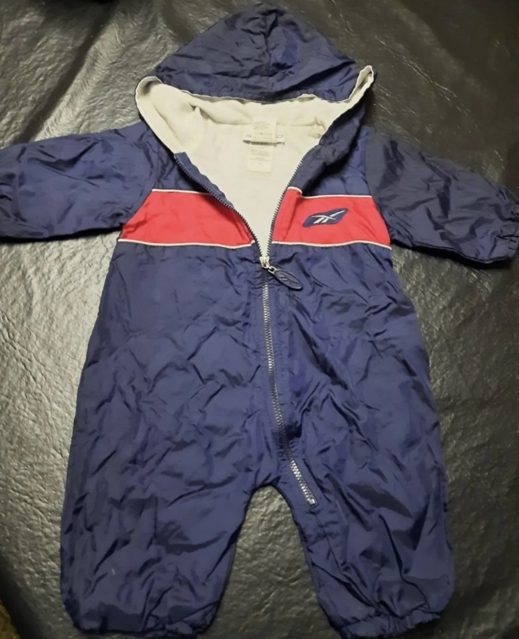 Jardinero largo Reebok · Talle 9-12 meses