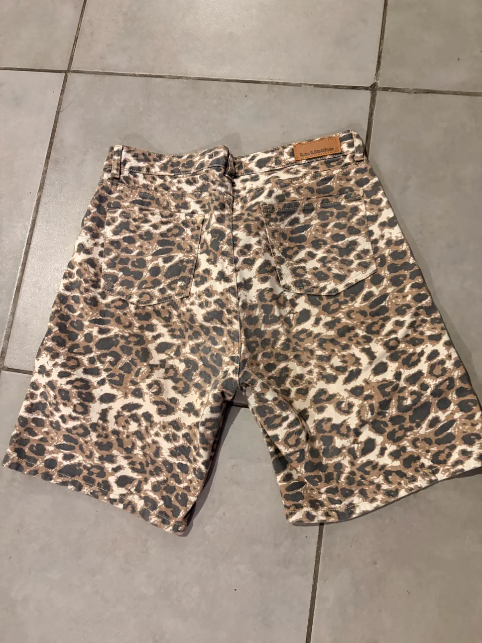 Short Le Utthe - imagen 2