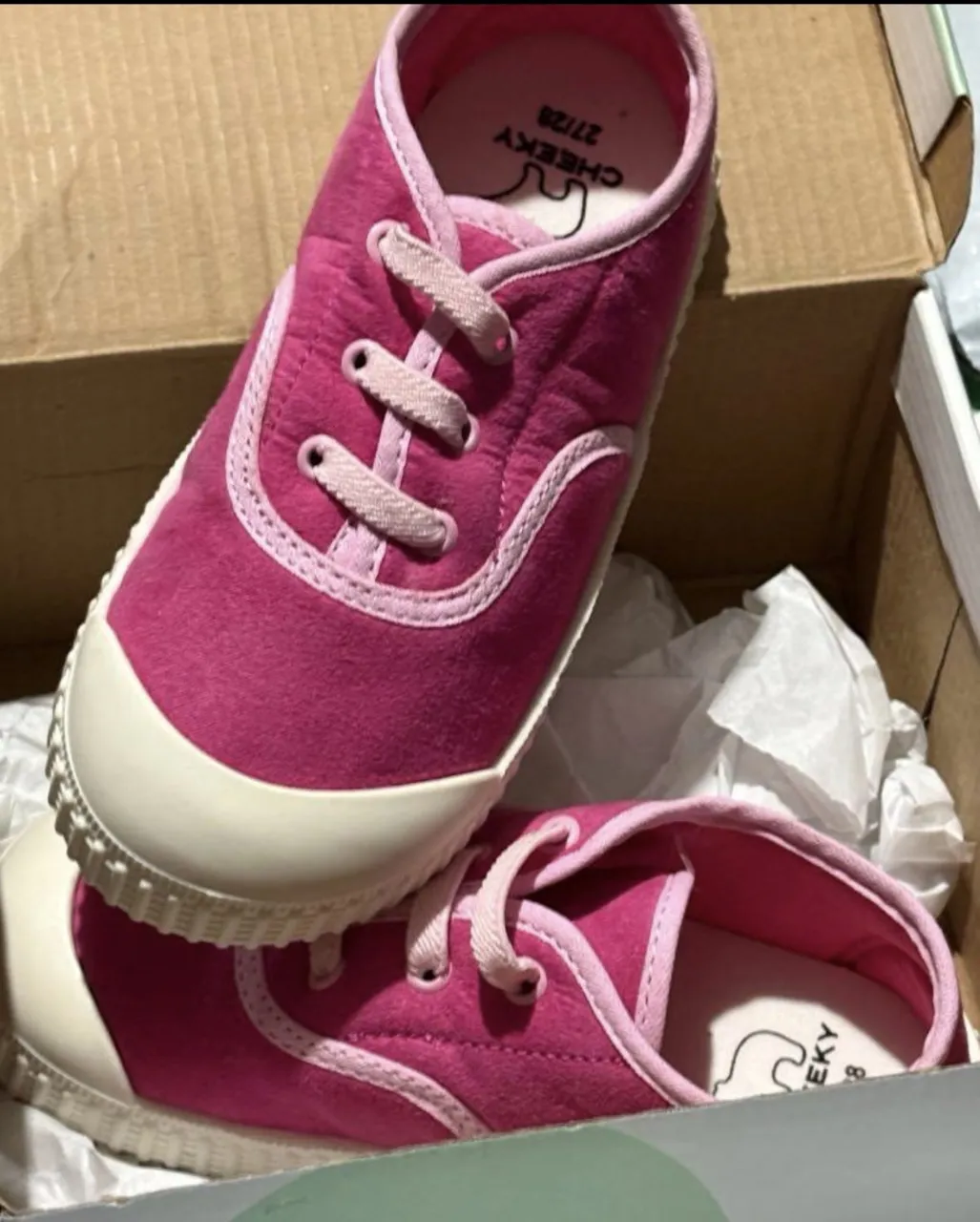 Zapatillas CHEEKY · Talle AR 27
