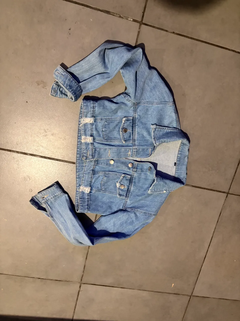 Campera A ≠ - imagen 1
