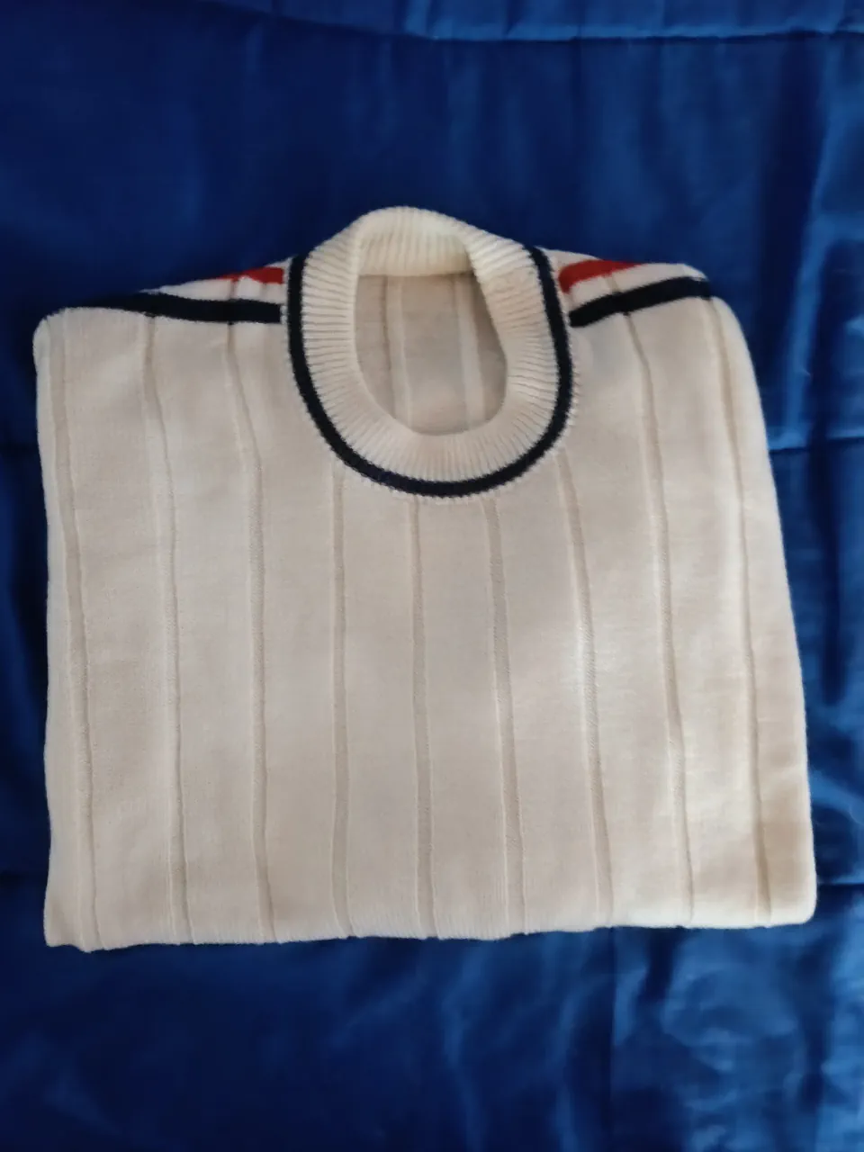 Sweater Desconocida - imagen 1