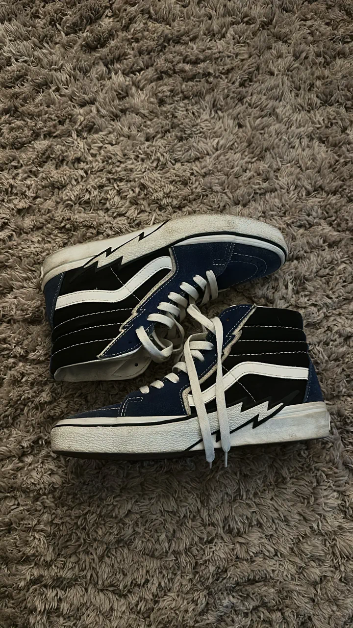 Vans · Talle AR 37