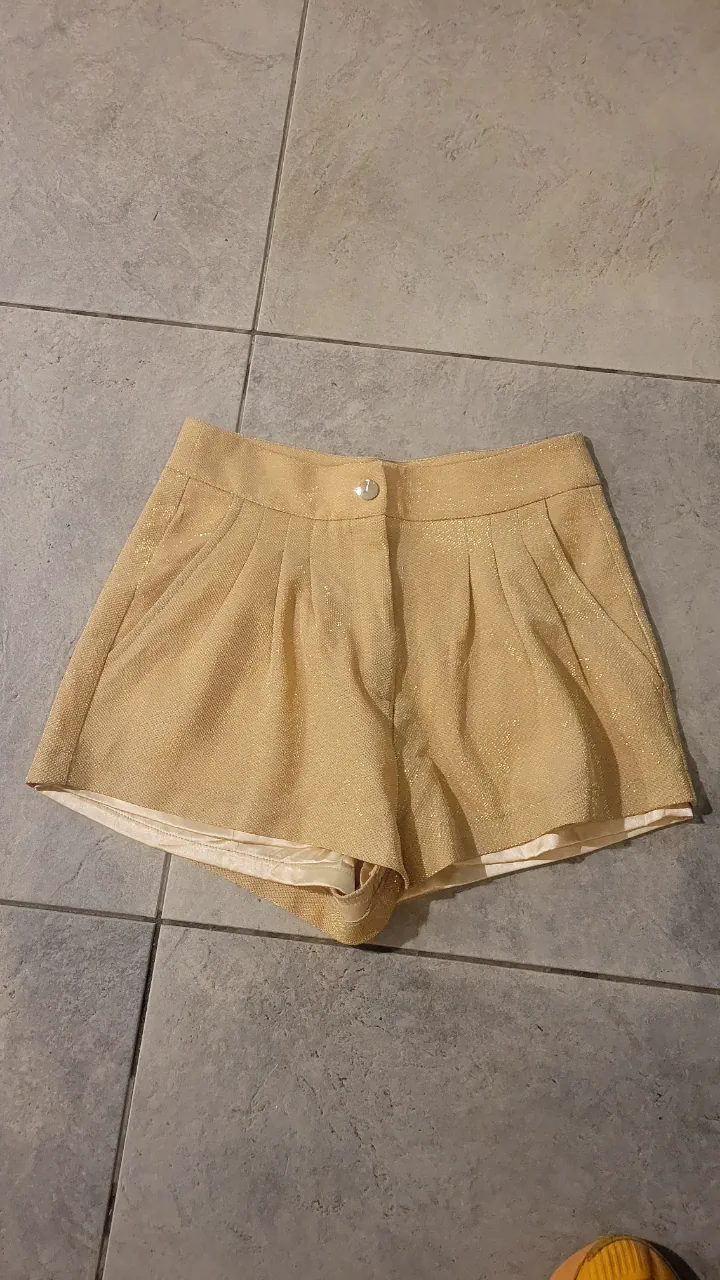 Short Kosiuko - imagen 1