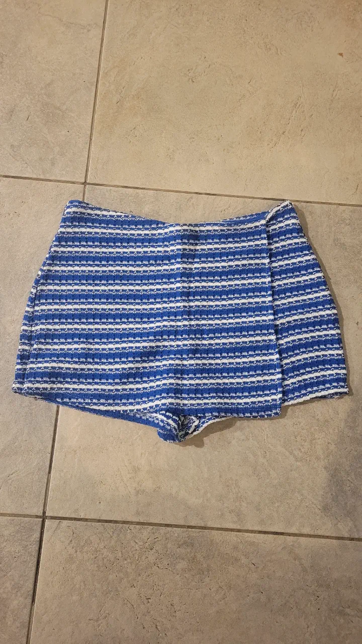 Short Zara · Talle M