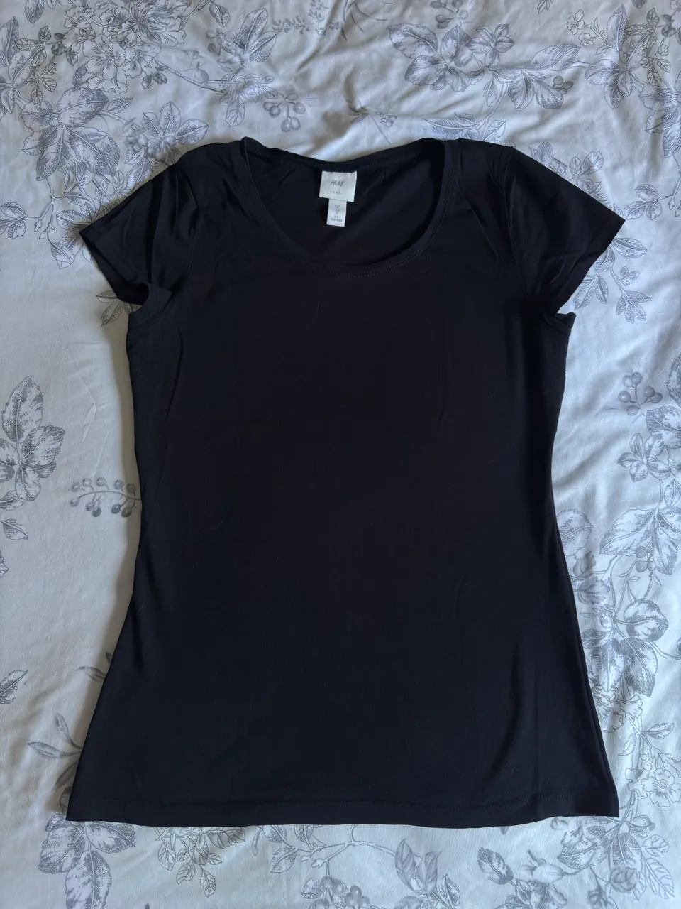 Remera H&M - imagen 1