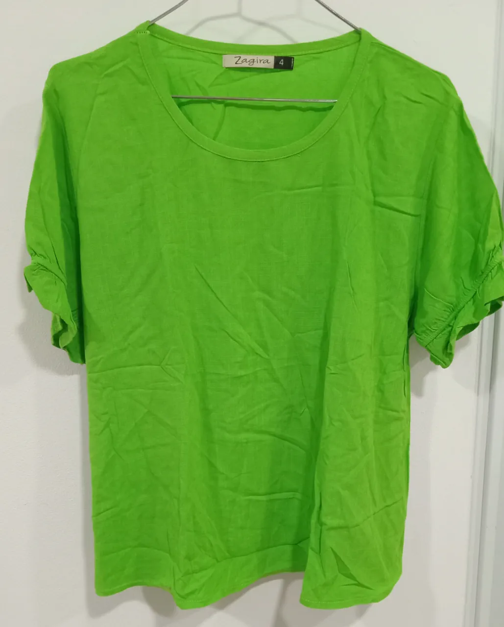 Remera Zagira · Talle 4